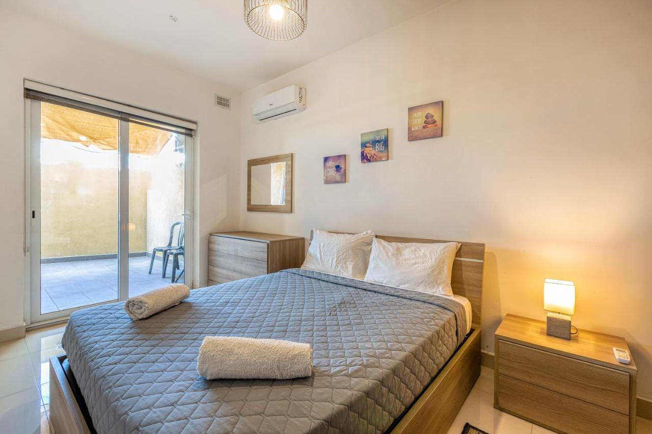 Entire Apartment For Your Holiday Tal-Hriereb Dış mekan fotoğraf