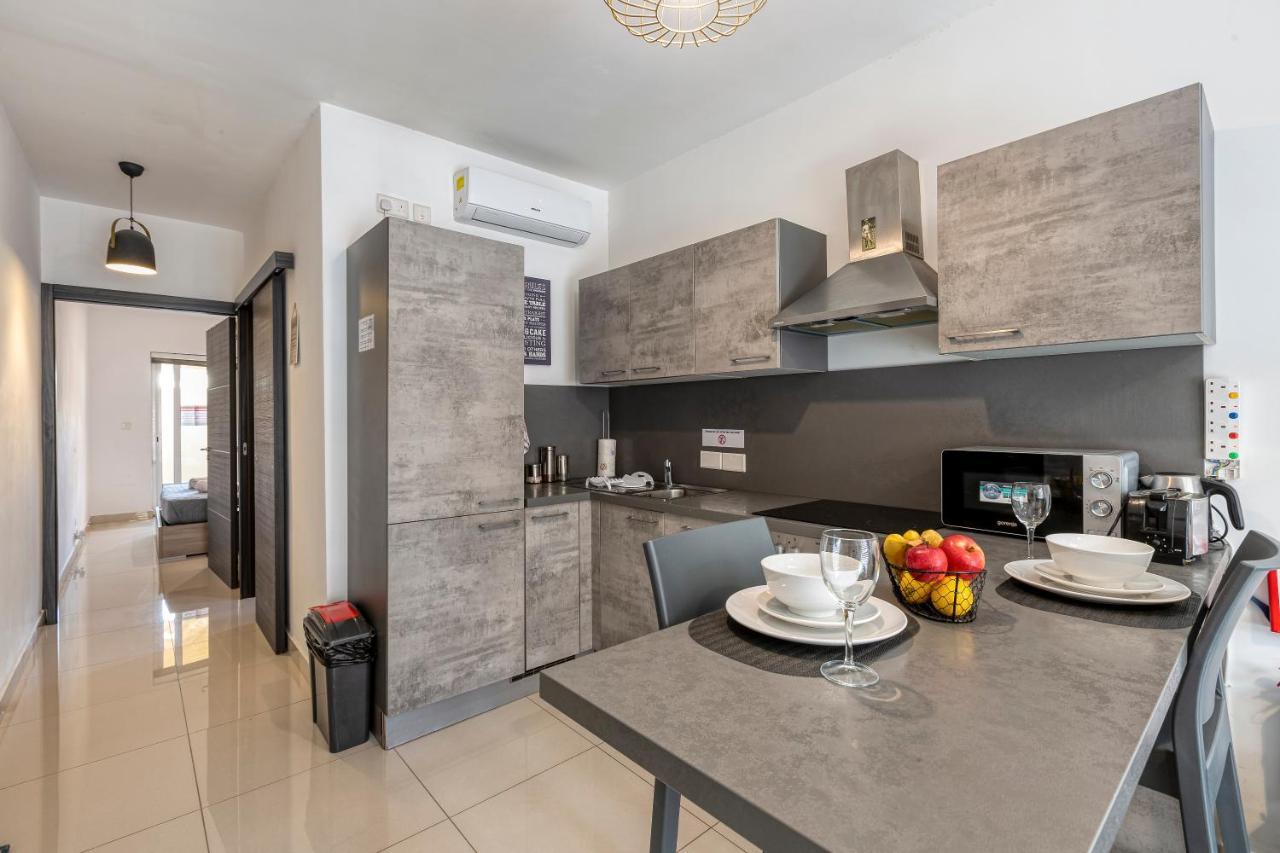 Entire Apartment For Your Holiday Tal-Hriereb Dış mekan fotoğraf