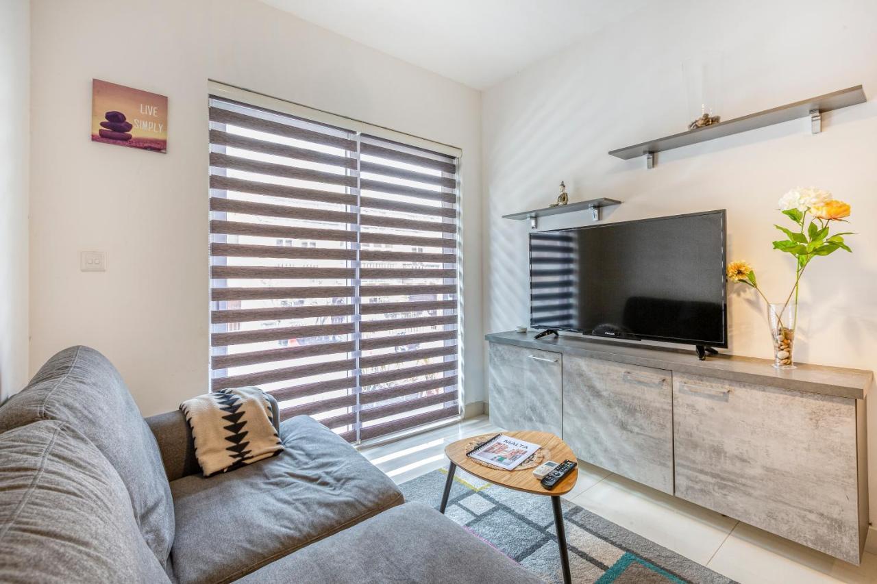 Entire Apartment For Your Holiday Tal-Hriereb Dış mekan fotoğraf