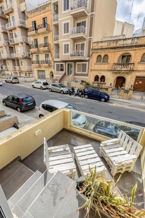 Entire Apartment For Your Holiday Tal-Hriereb Dış mekan fotoğraf