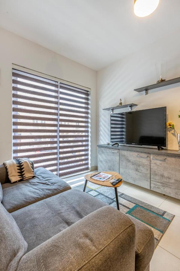 Entire Apartment For Your Holiday Tal-Hriereb Dış mekan fotoğraf