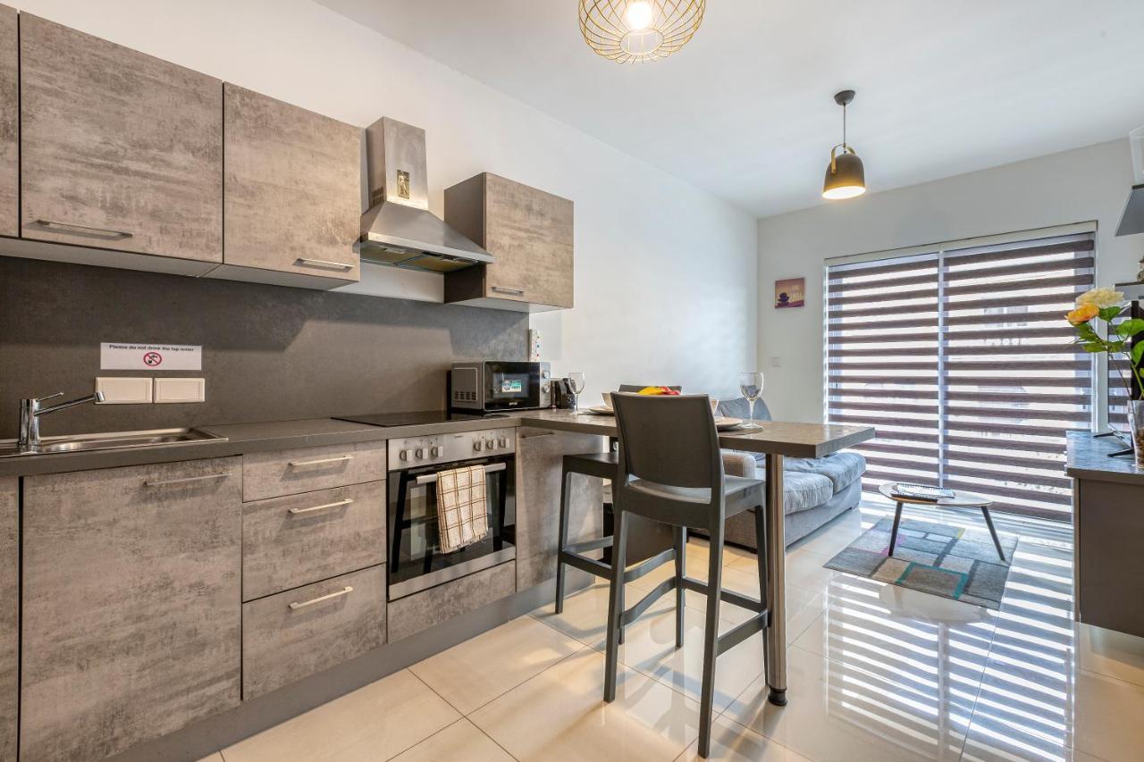 Entire Apartment For Your Holiday Tal-Hriereb Dış mekan fotoğraf